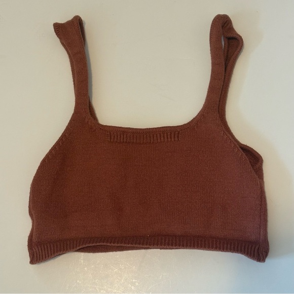 White Fox Cropped Top and Mini Skirt Set Top Size Medium, Skirt Size Small - Picture 7 of 8